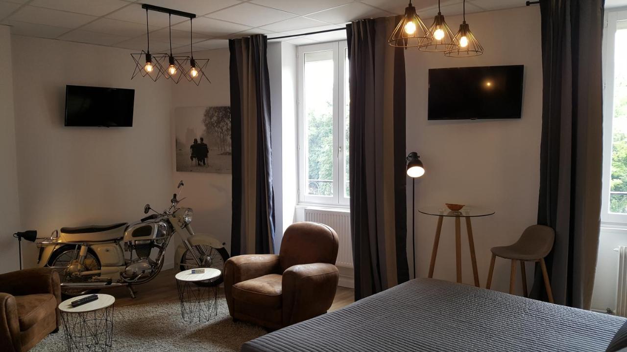 Au Faisan Dore Neuville-sur-Ain Exteriér fotografie