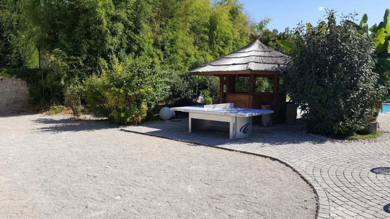 Au Faisan Dore Neuville-sur-Ain Exteriér fotografie